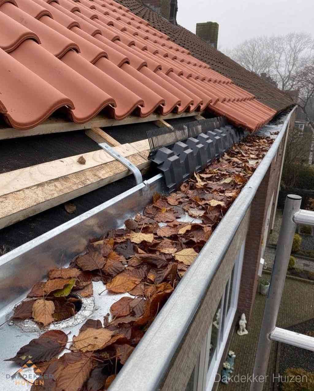 Dakgoten Reinigen Dakdekker Huizen Dakgoten Reinigen Dakdekker Huizen